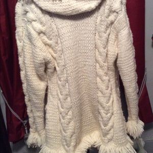 Woman’s Sweater Coat w/ Hood 100% Wool Size S EUC